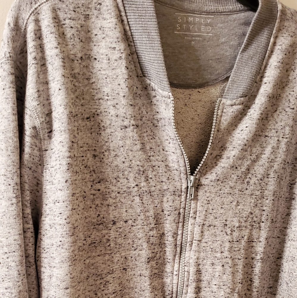 Simply Styled - Picture 5 of 8